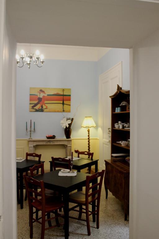 Al 68 Di Piazza Cavour Bed & Breakfast Napoli Ngoại thất bức ảnh