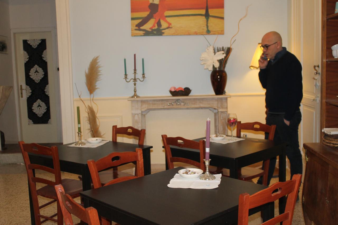 Al 68 Di Piazza Cavour Bed & Breakfast Napoli Ngoại thất bức ảnh