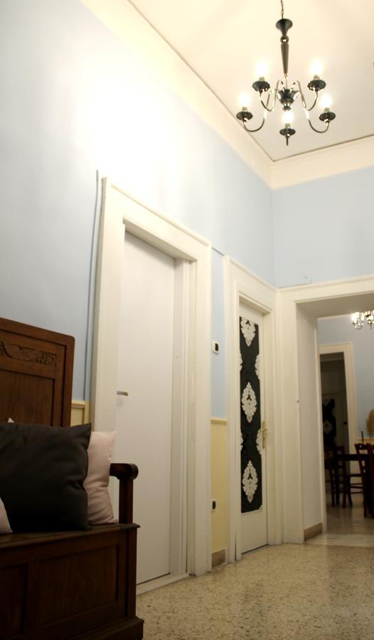 Al 68 Di Piazza Cavour Bed & Breakfast Napoli Ngoại thất bức ảnh
