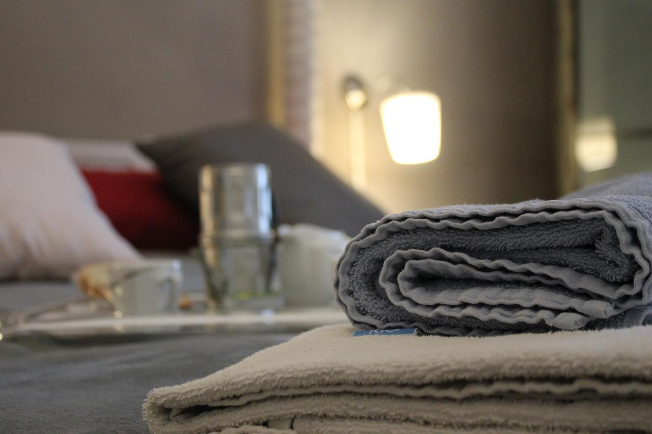 Al 68 Di Piazza Cavour Bed & Breakfast Napoli Ngoại thất bức ảnh